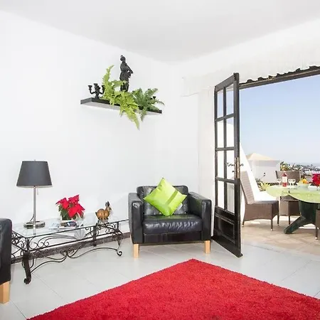 In Puerto Del Carmen Sleeps 9 With Pool And Wifi Villa *