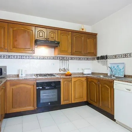 In Puerto Del Carmen Sleeps 9 With Pool And Wifi * Puerto del Carmen